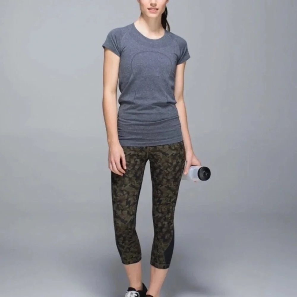 lululemon athletica size 21”